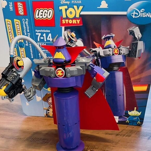 Retired Lego Construct-a-Zurg 7591 - Picture 5 of 8